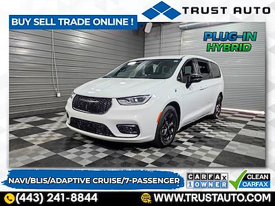 Used 2024 Chrysler Pacifica - photo 1