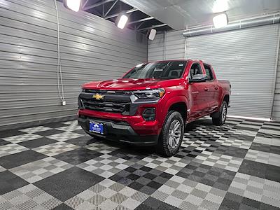 Used 2025 Chevrolet Colorado - photo 1
