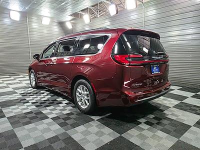 Used 2022 Chrysler Pacifica Touring L Minivan for sale #214229 - photo 2