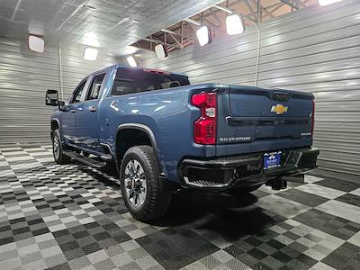 Used 2024 Chevrolet Silverado 2500 Custom Crew Cab for sale #265737 - photo 2