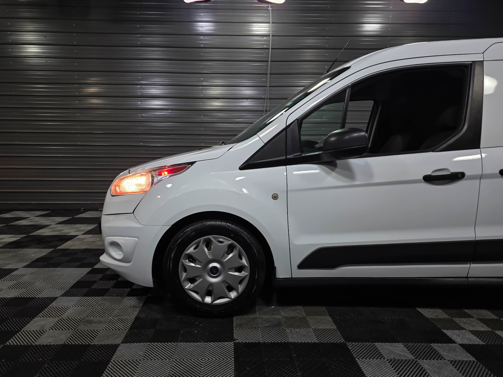 Used 2016 Ford Transit Connect - photo 32