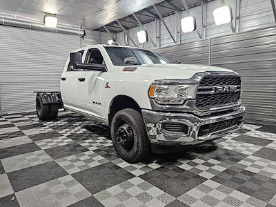 Used 2020 Ram 3500 Tradesman Crew Cab 4x4 Hauler Body for sale #279927 - photo 1