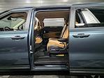 Used 2024 Kia Carnival EX Minivan for sale #316935 - photo 17