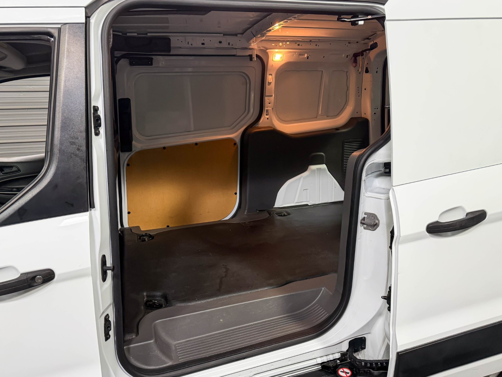 Used 2019 Ford Transit Connect - photo 12