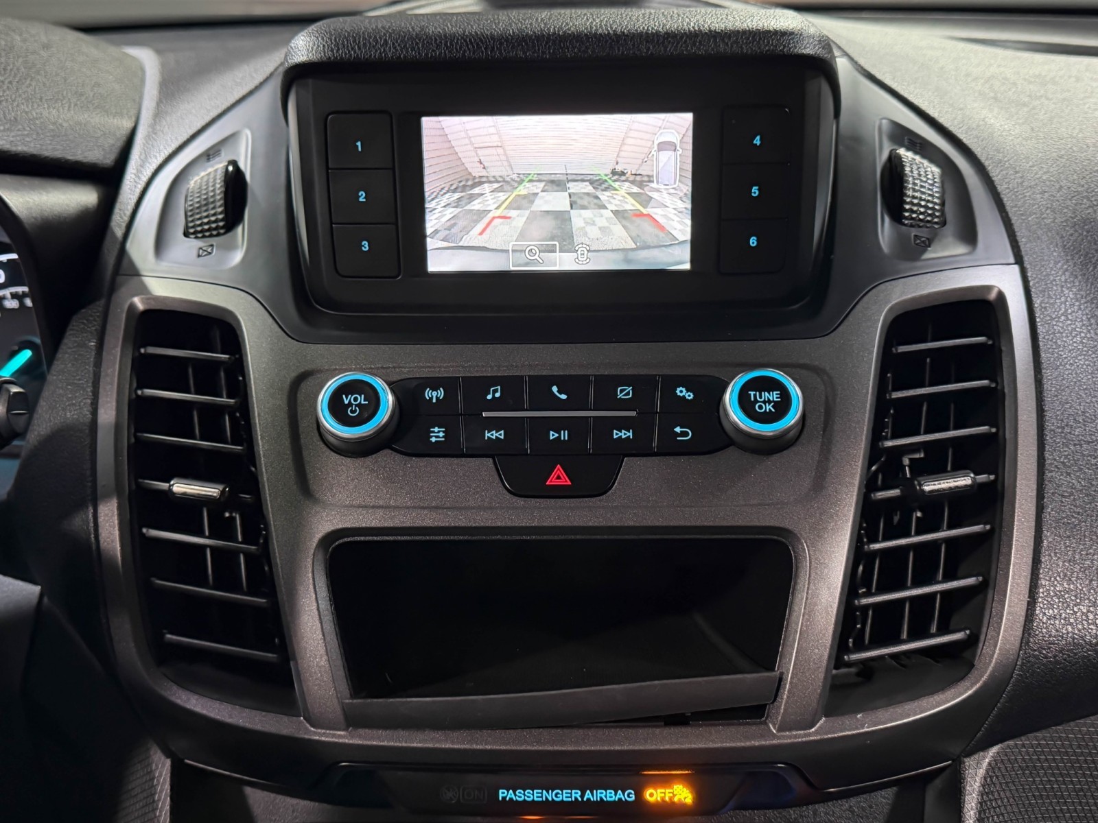 Used 2019 Ford Transit Connect - photo 26