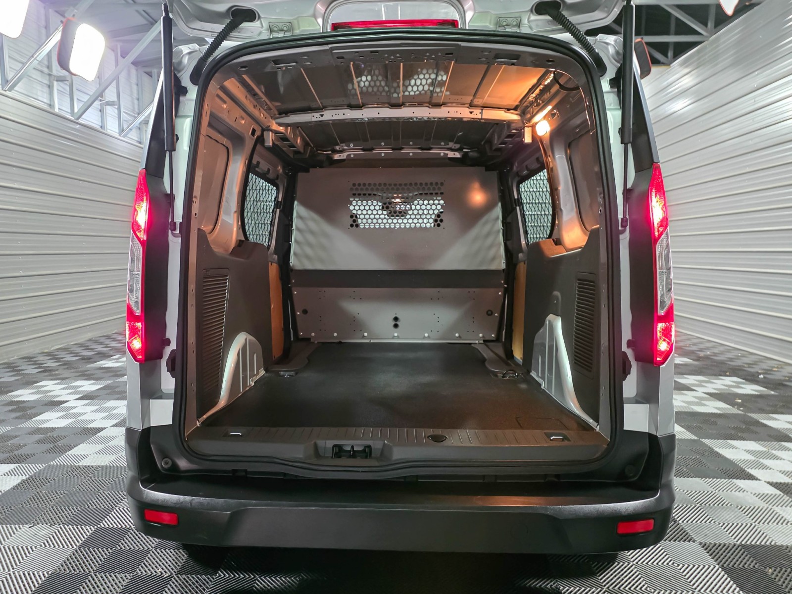 Used 2019 Ford Transit Connect - photo 12