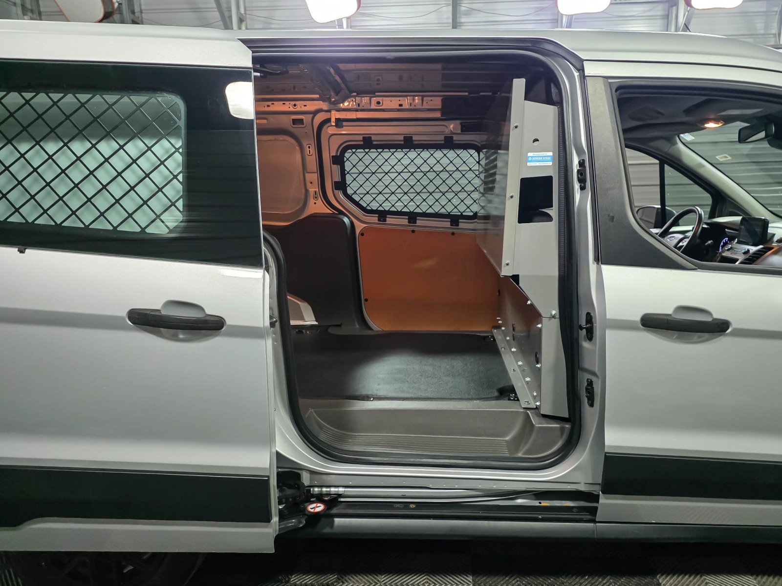 Used 2019 Ford Transit Connect - photo 14
