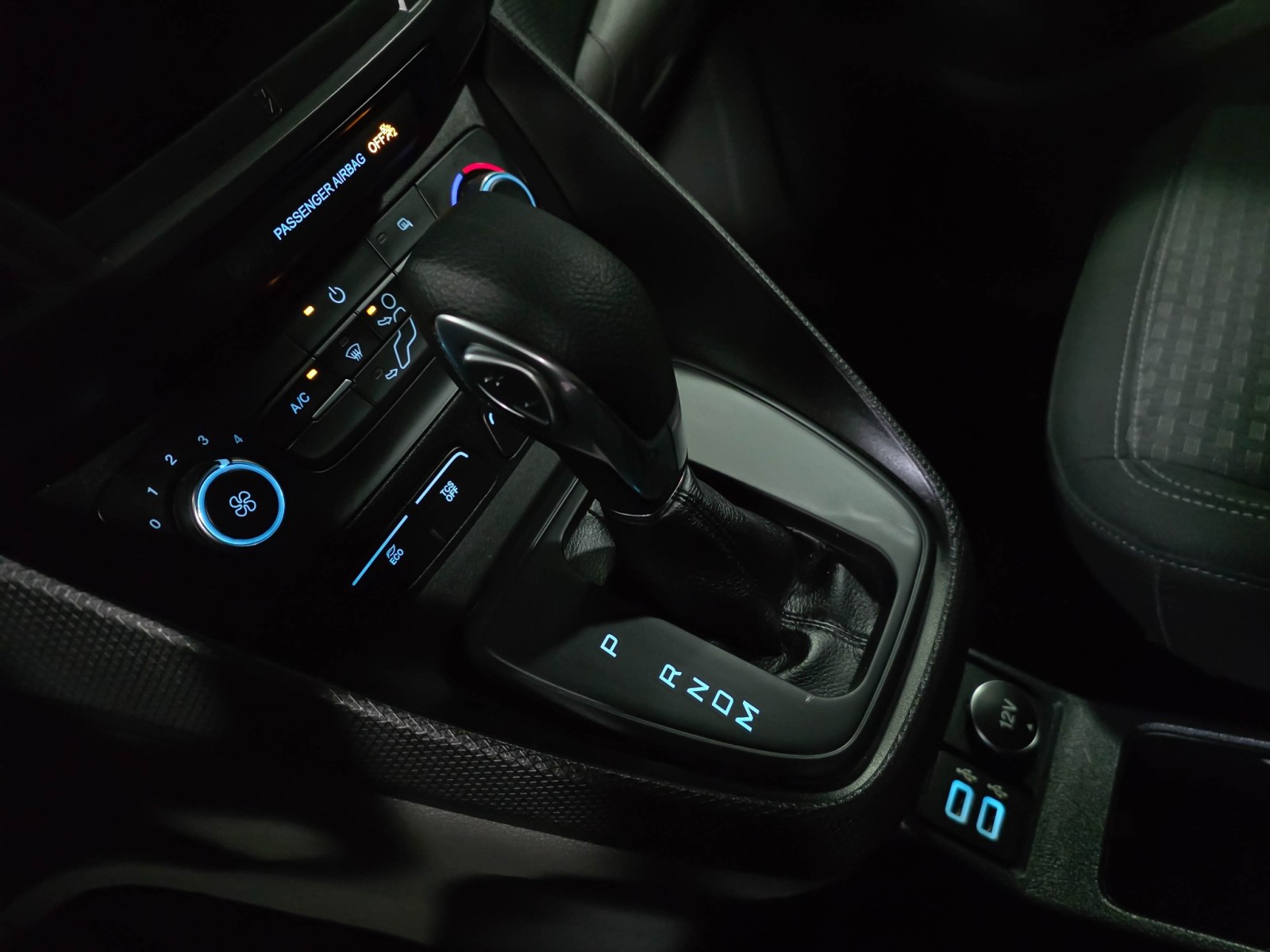 Used 2019 Ford Transit Connect - photo 27