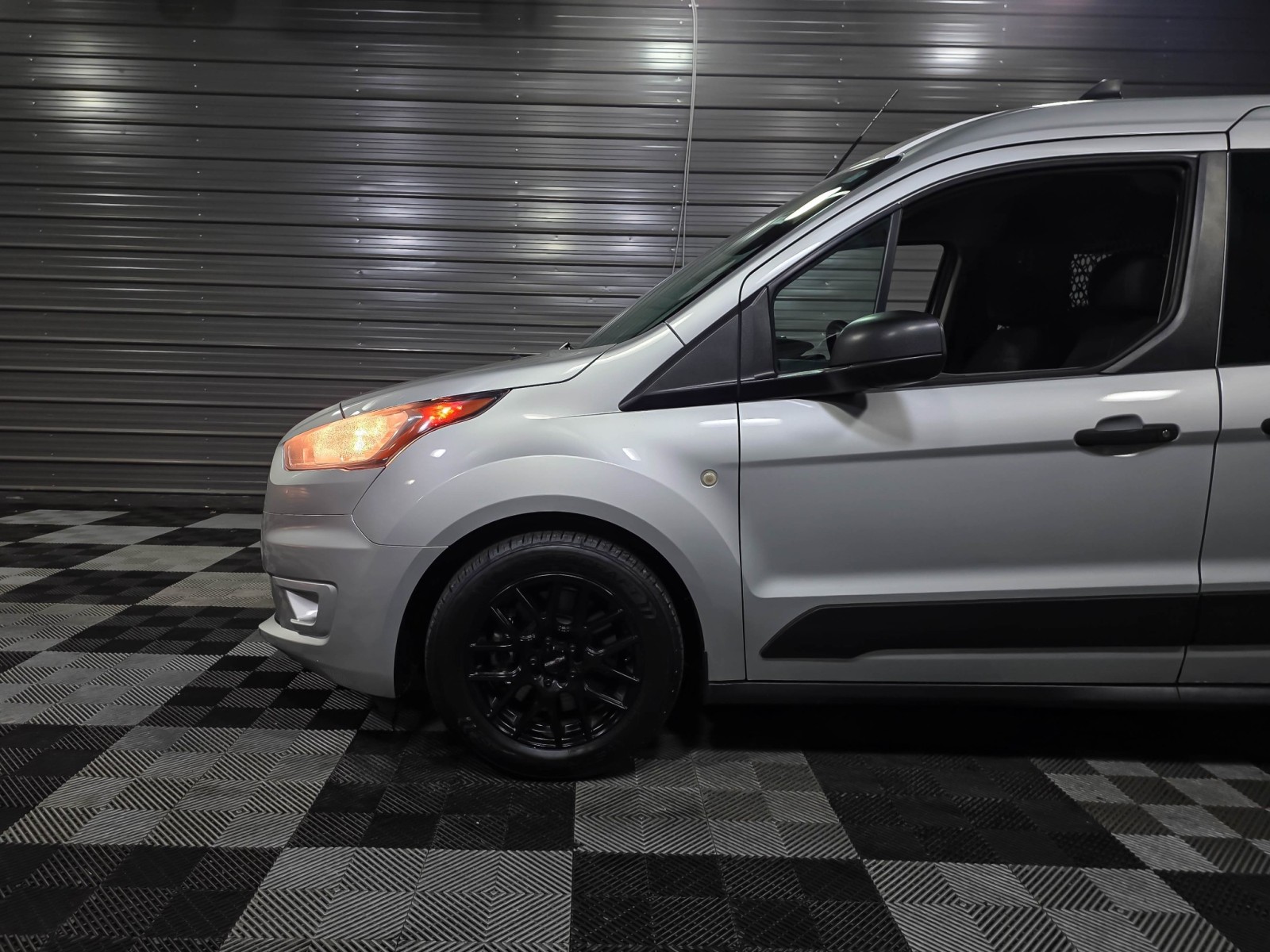 Used 2019 Ford Transit Connect - photo 33