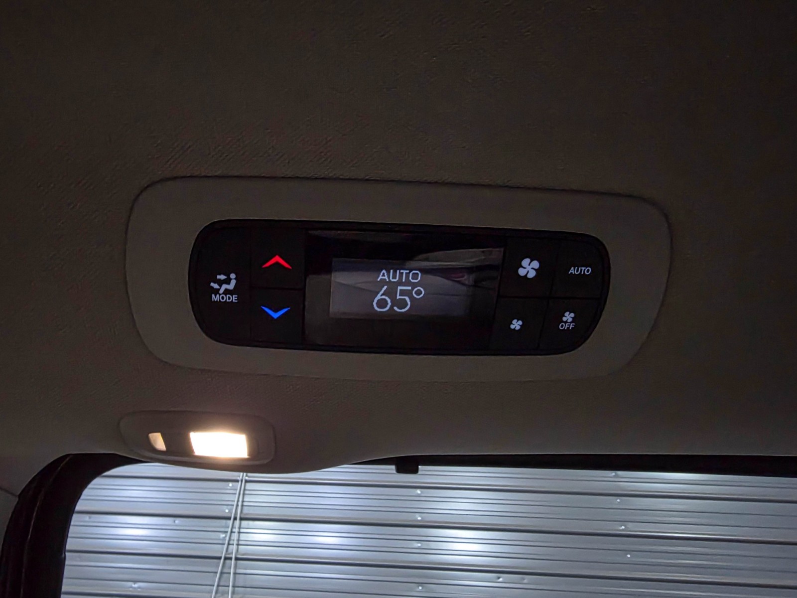 Used 2021 Chrysler Pacifica - photo 23