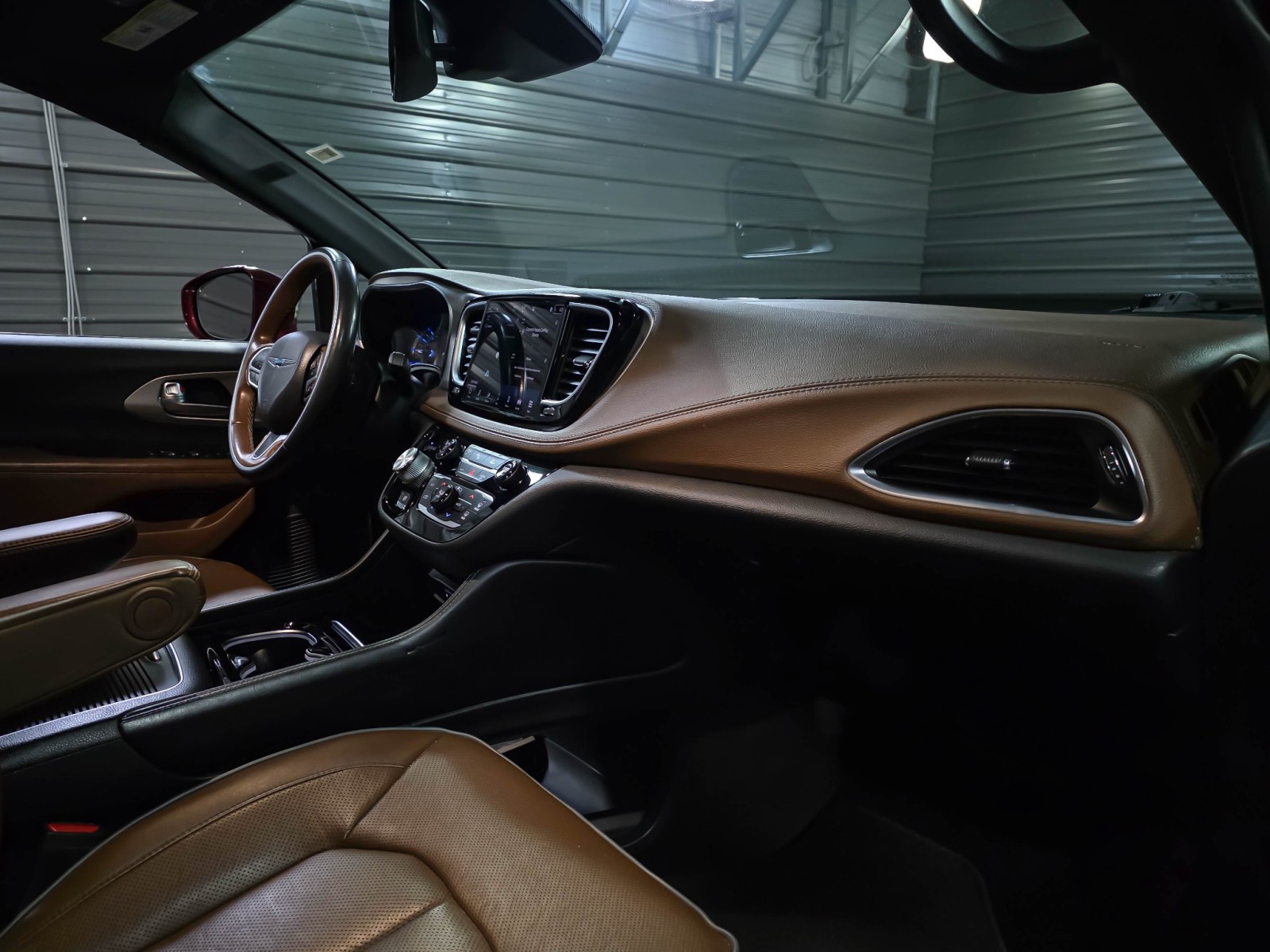Used 2021 Chrysler Pacifica - photo 14