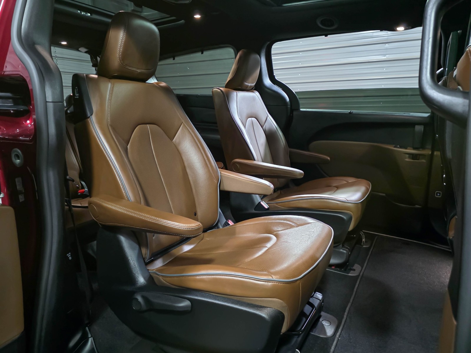 Used 2021 Chrysler Pacifica - photo 26