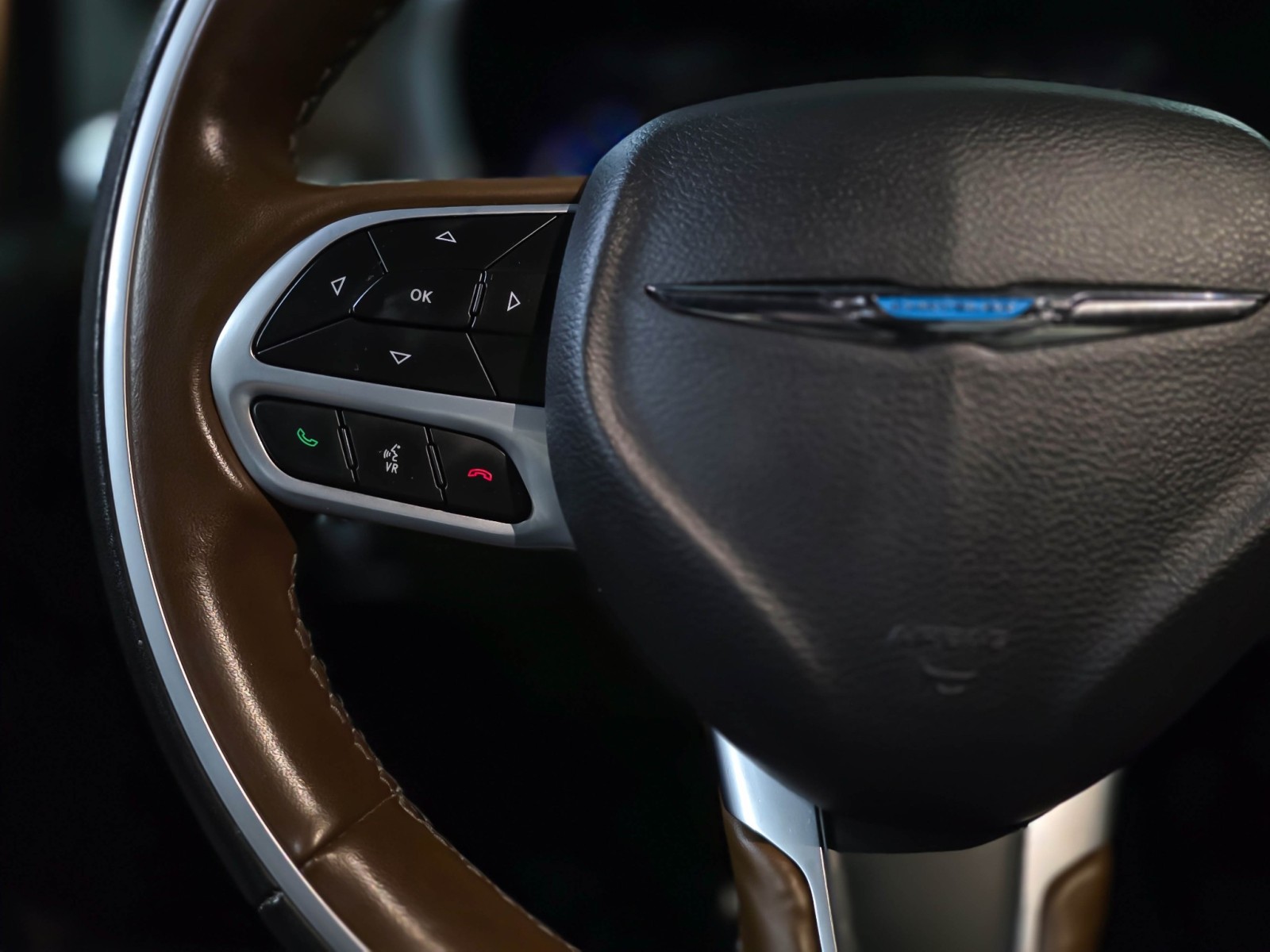 Used 2021 Chrysler Pacifica - photo 27