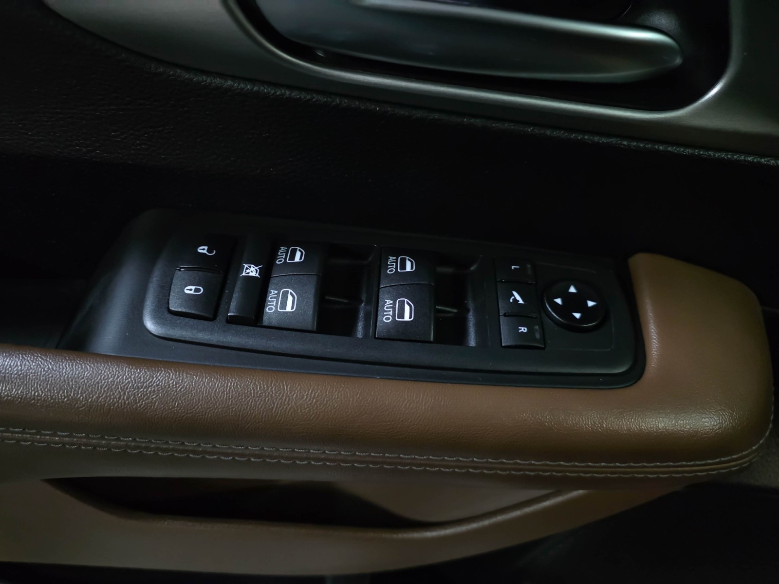 Used 2021 Chrysler Pacifica - photo 39