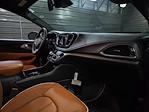 Used 2025 Chrysler Pacifica Hybrid Pinnacle Minivan for sale #549944 - photo 12