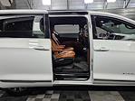 Used 2025 Chrysler Pacifica Hybrid Pinnacle Minivan for sale #549944 - photo 17