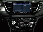 Used 2025 Chrysler Pacifica Hybrid Pinnacle Minivan for sale #549944 - photo 31