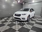 Used 2025 Chrysler Pacifica Hybrid Pinnacle Minivan for sale #549944 - photo 51