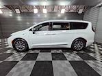Used 2025 Chrysler Pacifica Hybrid Pinnacle Minivan for sale #549944 - photo 8