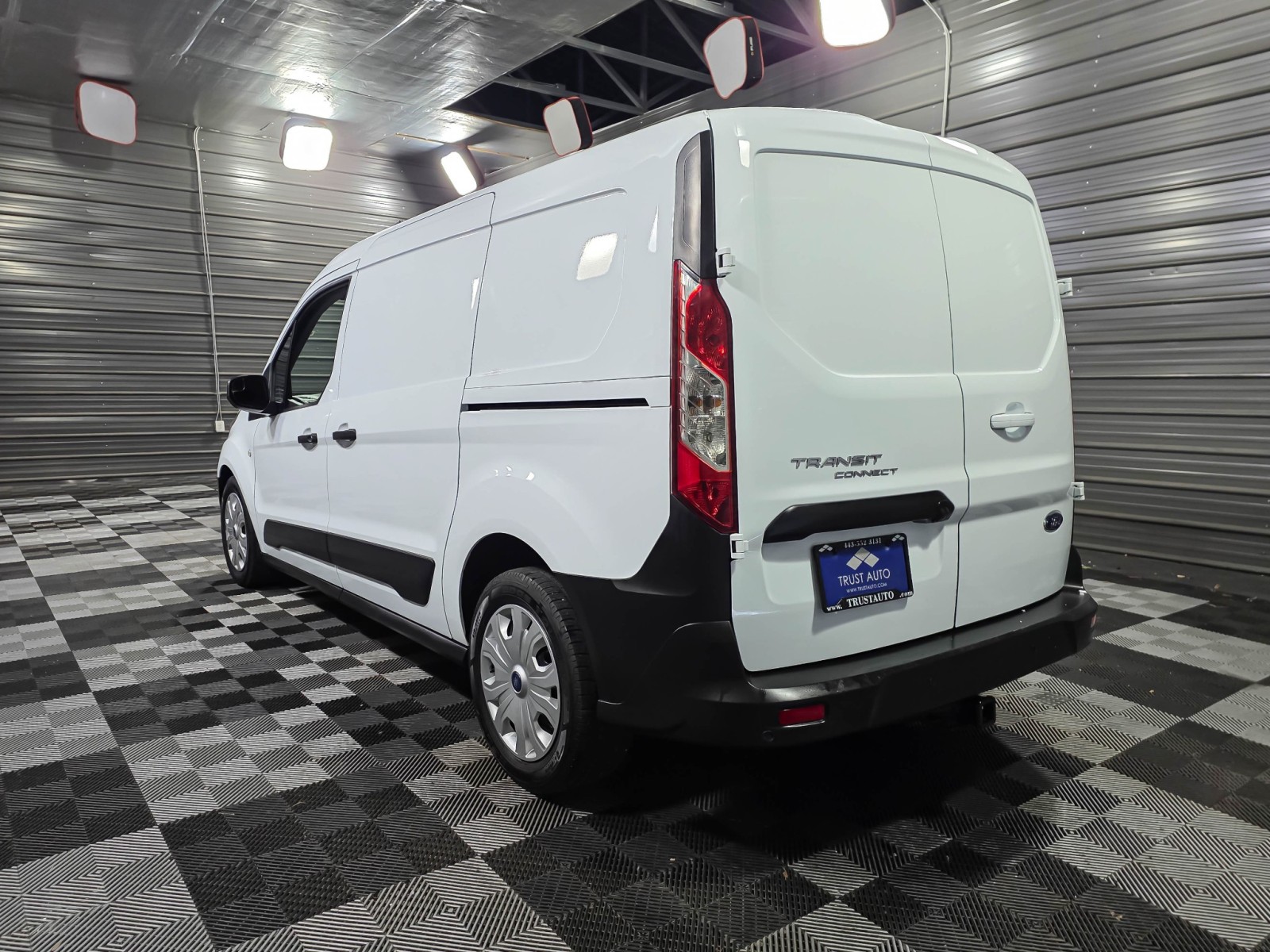 Used 2023 Ford Transit Connect - photo 9