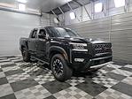 2022 Nissan Frontier Crew Cab 4x4 Pickup for sale #618705 - photo 4