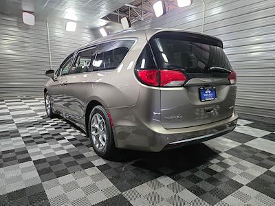 Used 2017 Chrysler Pacifica Limited Minivan for sale #797244 - photo 2