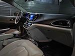 Used 2017 Chrysler Pacifica Limited Minivan for sale #797244 - photo 15