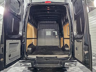Used 2018 Nissan NV3500 SL High Roof Ladder Racks/Miniva High Roof 4x2 Empty Cargo Van for sale #816950 - photo 2