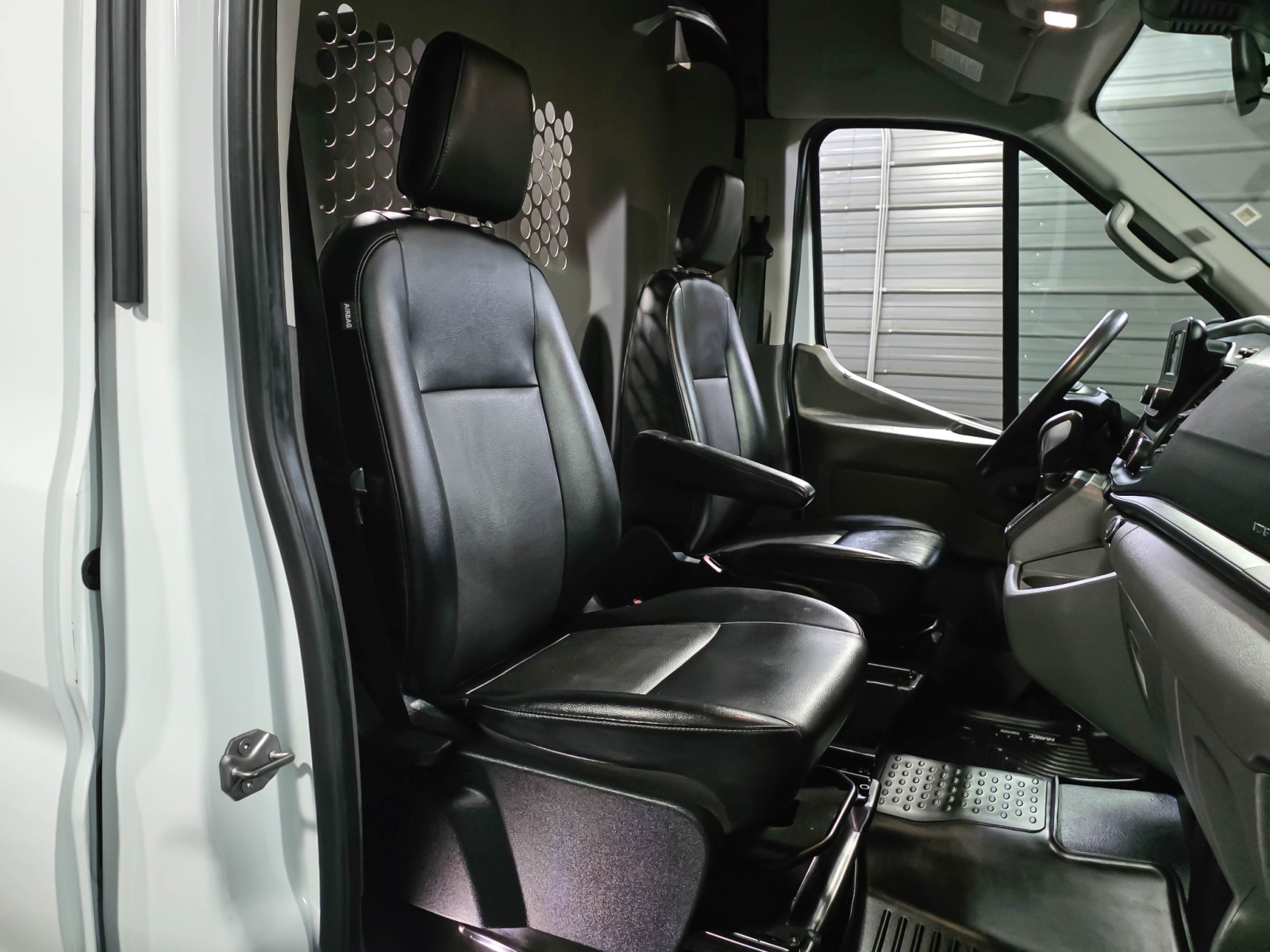 Used 2021 Ford Transit 250 - photo 18