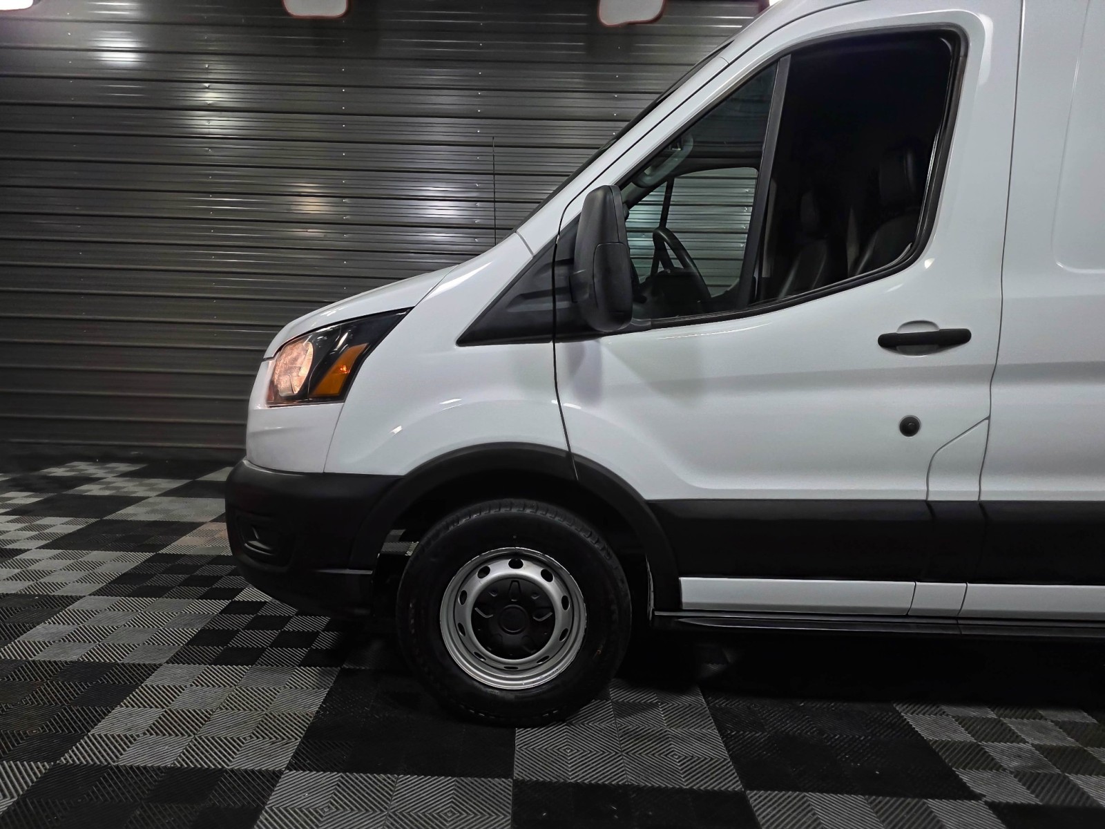 Used 2021 Ford Transit 250 - photo 32
