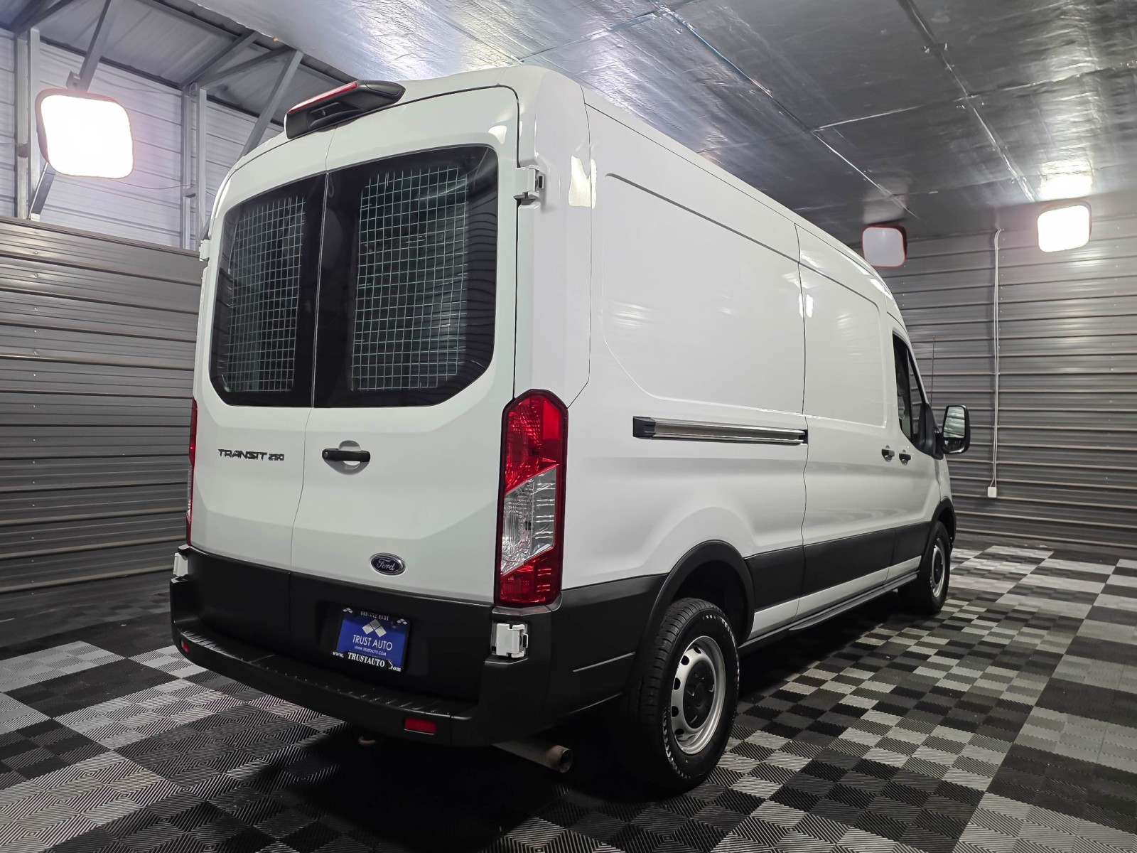 Used 2021 Ford Transit 250 - photo 7
