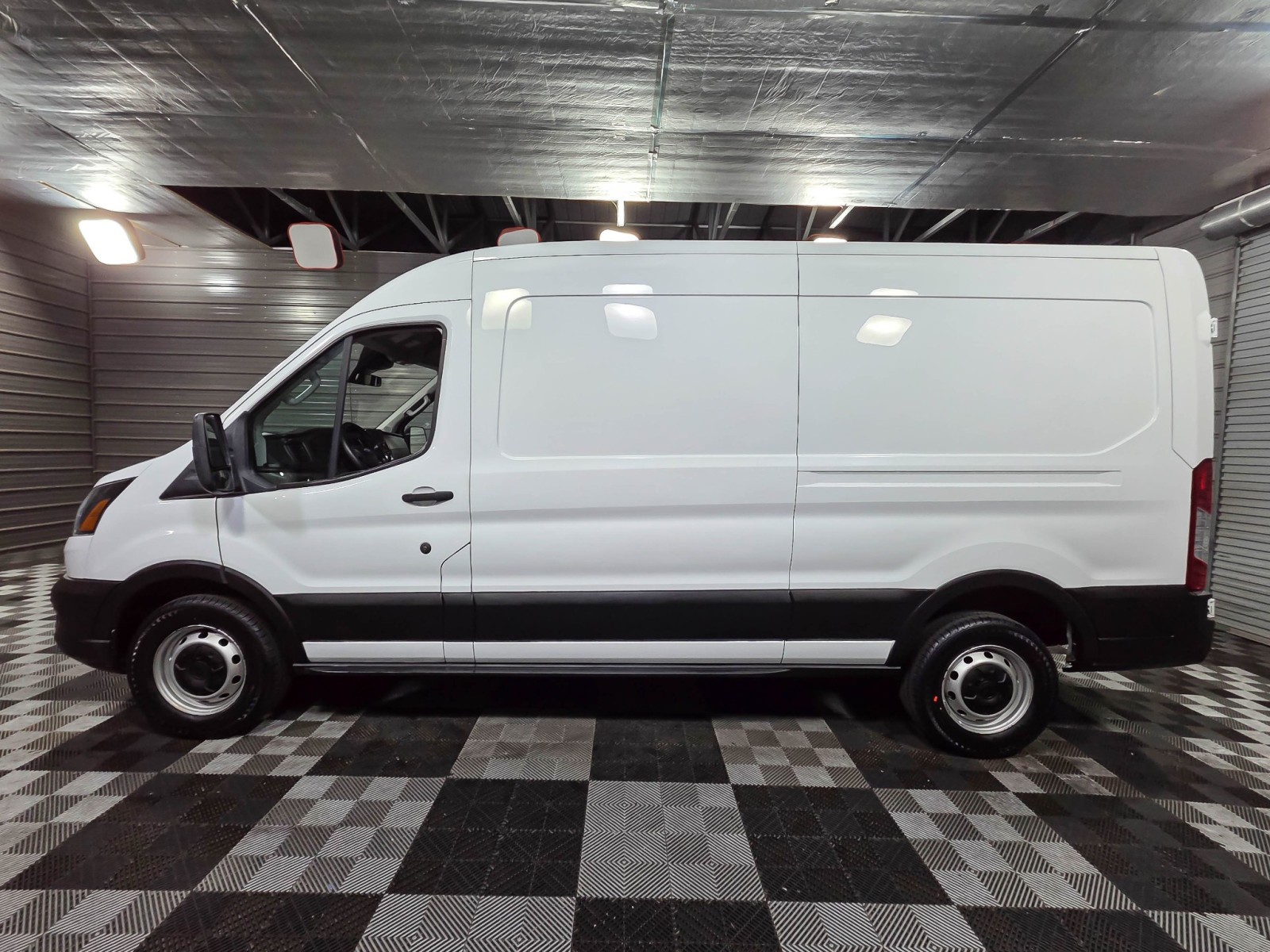 Used 2021 Ford Transit 250 - photo 10