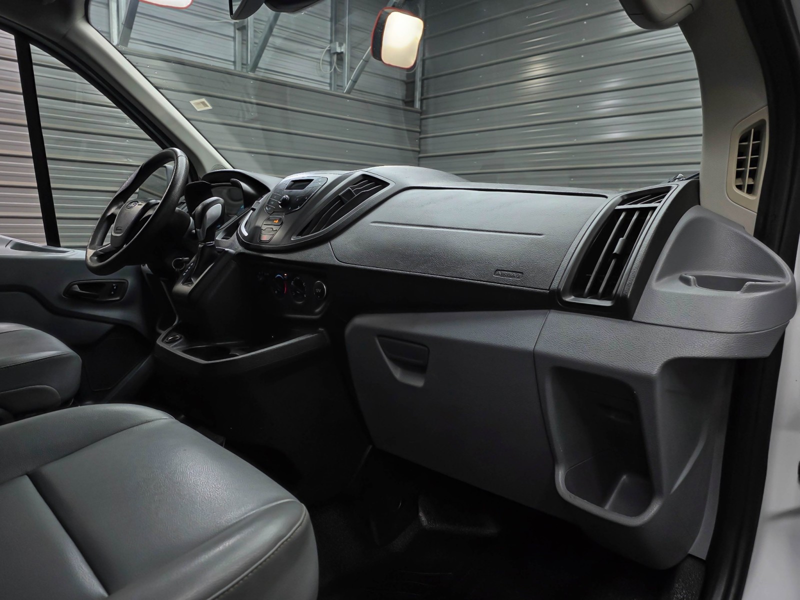 Used 2017 Ford Transit 150 - photo 19