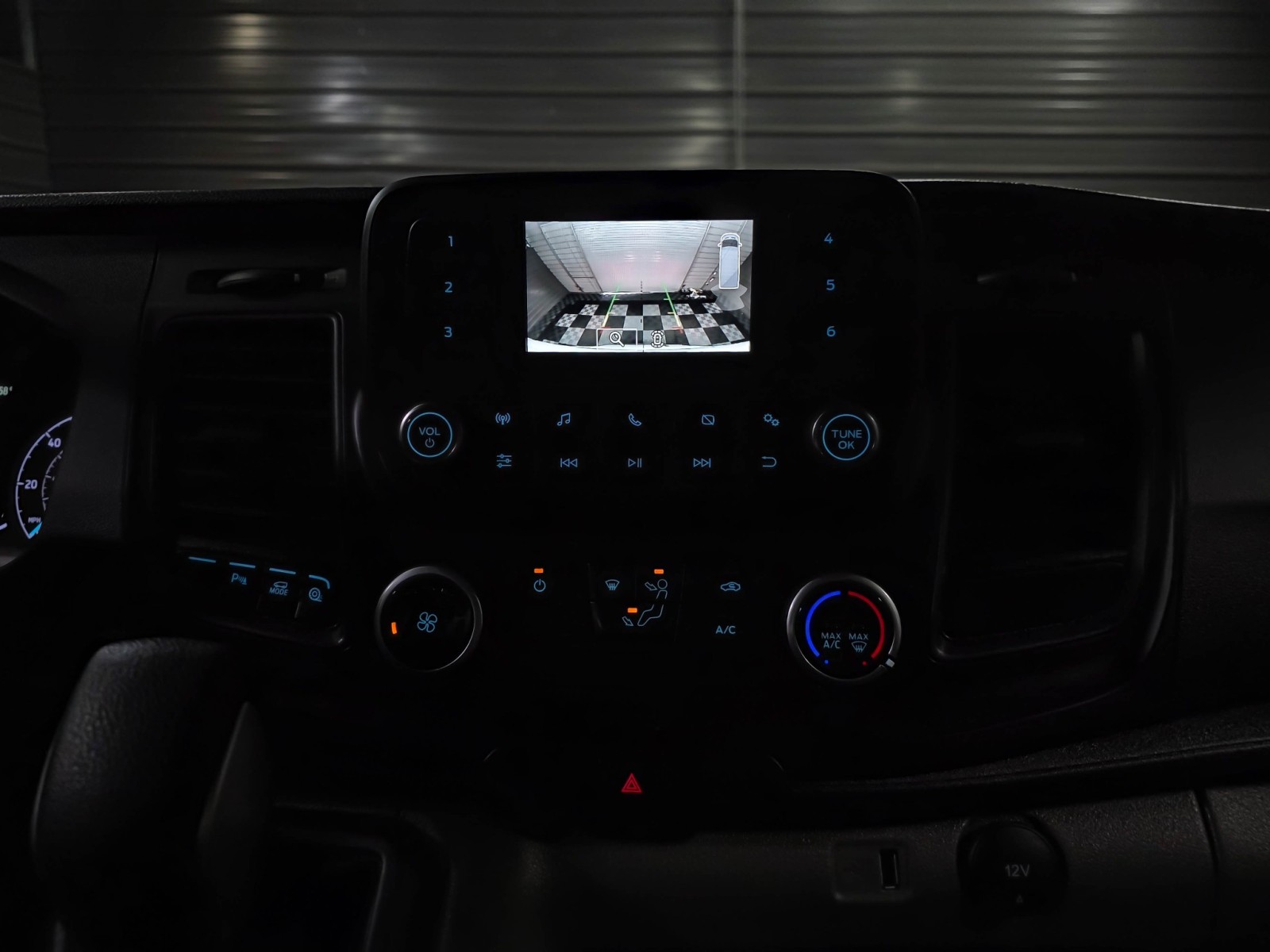 Used 2023 Ford Transit 250 - photo 25