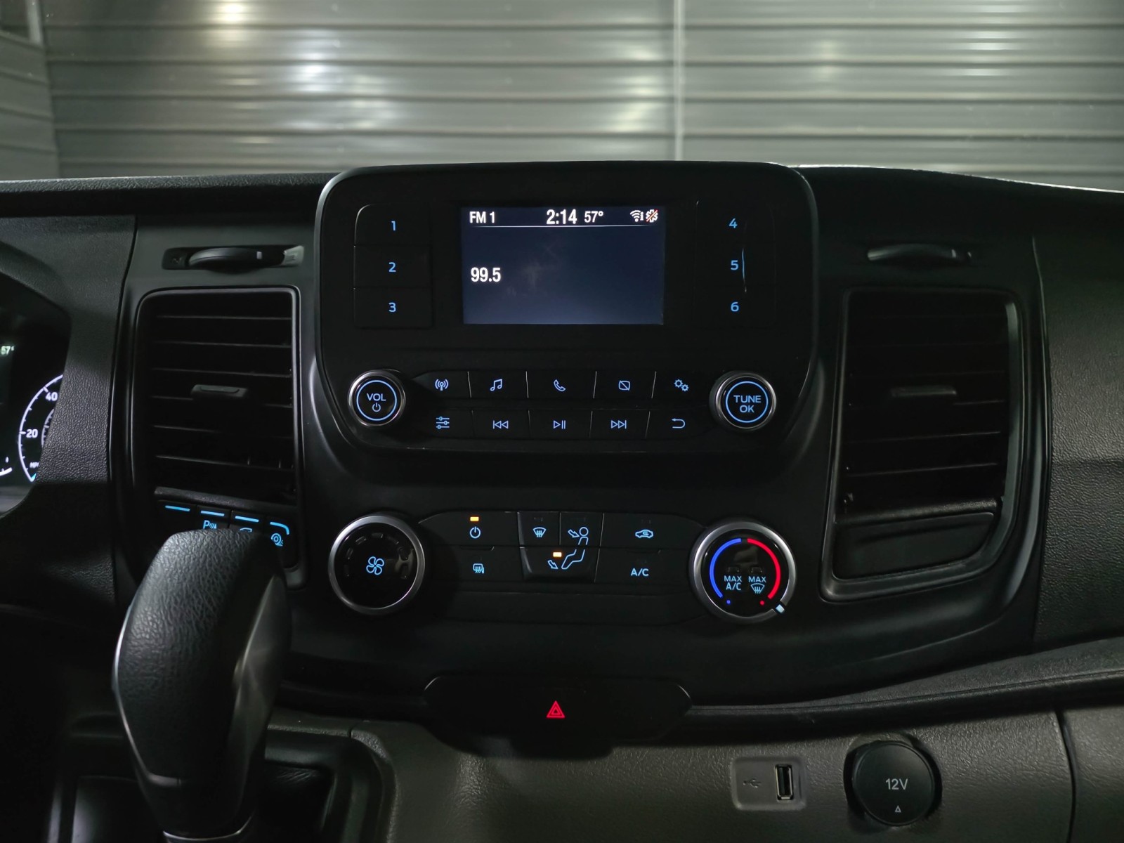 Used 2023 Ford Transit 250 - photo 24