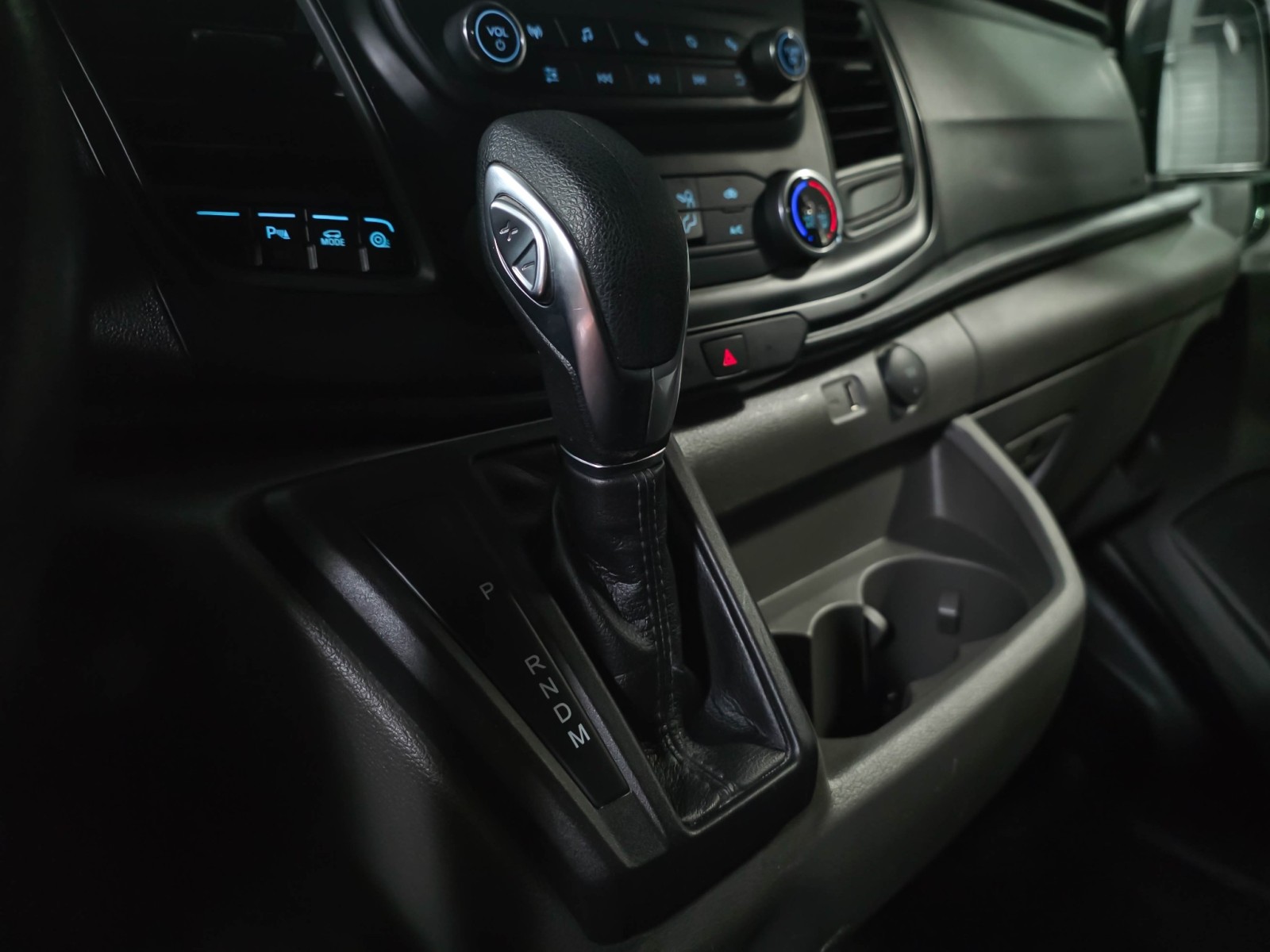 Used 2023 Ford Transit 250 - photo 25