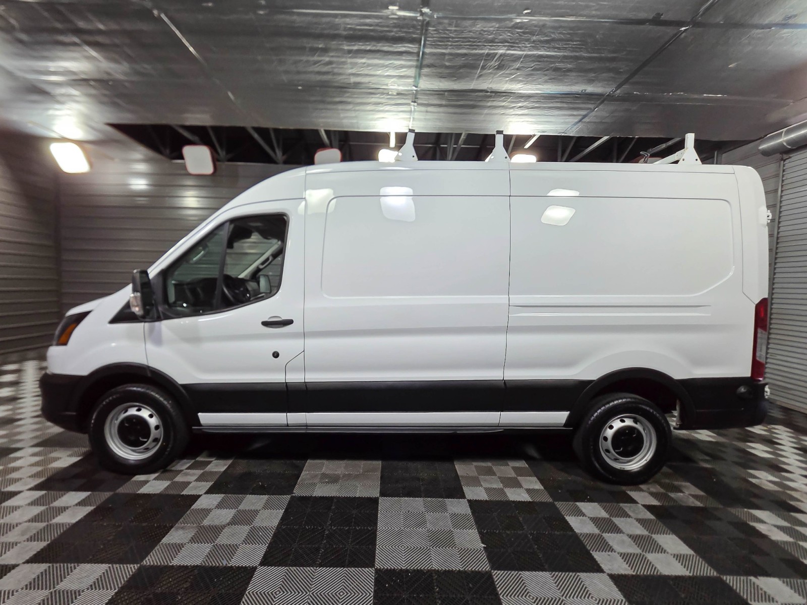 Used 2023 Ford Transit 250 - photo 10