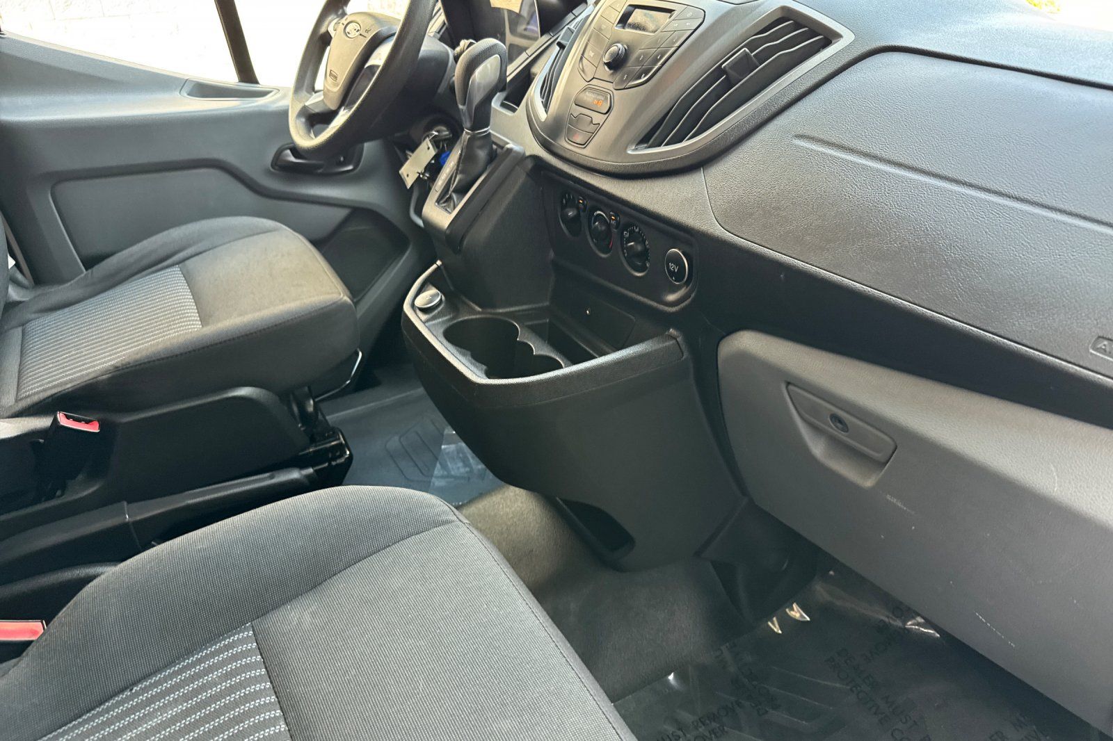 Used 2018 Ford Transit 250 - photo 21