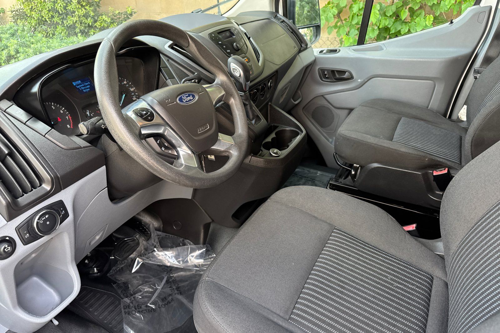 Used 2018 Ford Transit 250 - photo 10