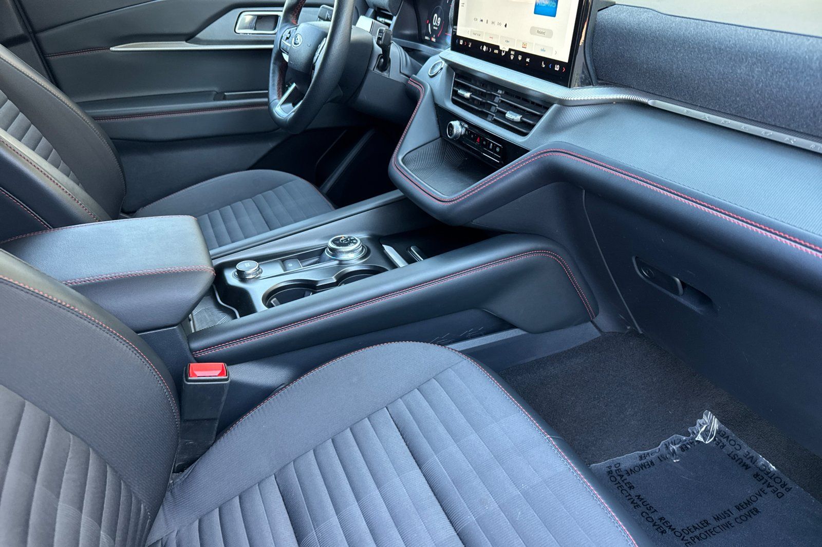 Used 2025 Ford Explorer - photo 22