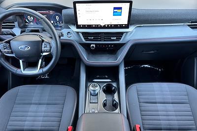 Used 2025 Ford Explorer - photo 1