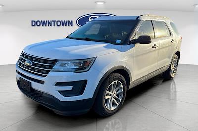 Used 2017 Ford Explorer - photo 1