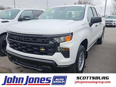 Used 2023 Chevrolet Silverado 1500 - photo 1