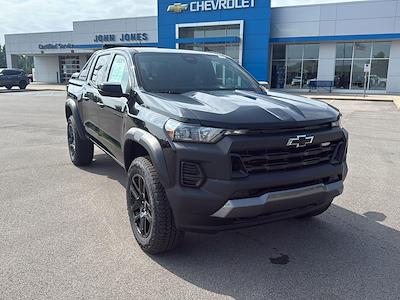 2025 Chevrolet Colorado Crew Cab 4x4 Pickup for sale #T2472S - photo 2