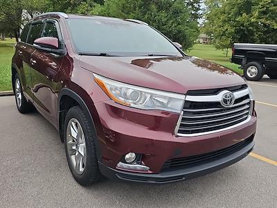 2015 Toyota Highlander 4x4 SUV for sale #T2480S-2 - photo 2