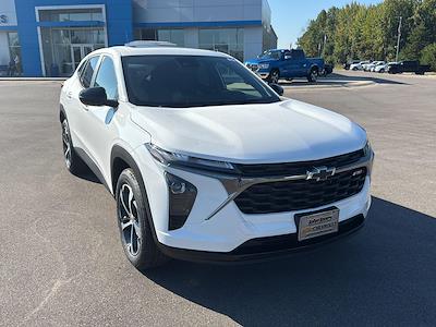 2025 Chevrolet Trax FWD SUV for sale #T2497S - photo 2
