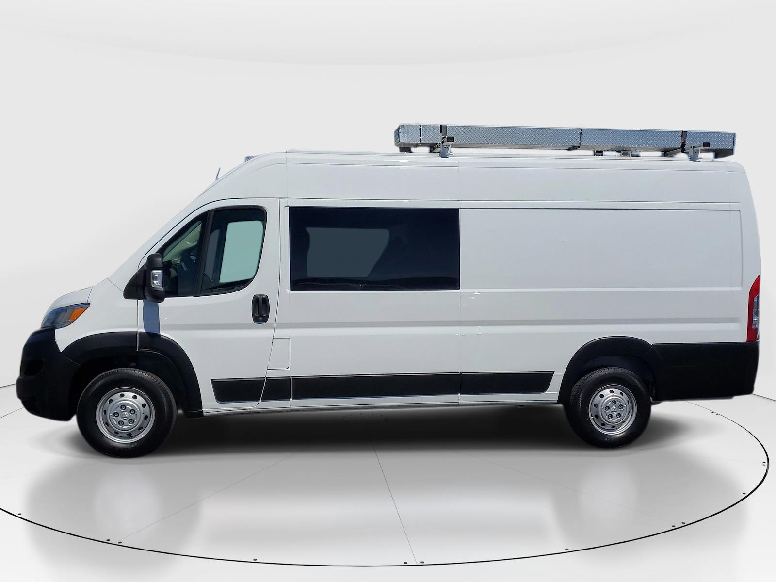 Used 2023 Ram ProMaster 3500 - photo 1