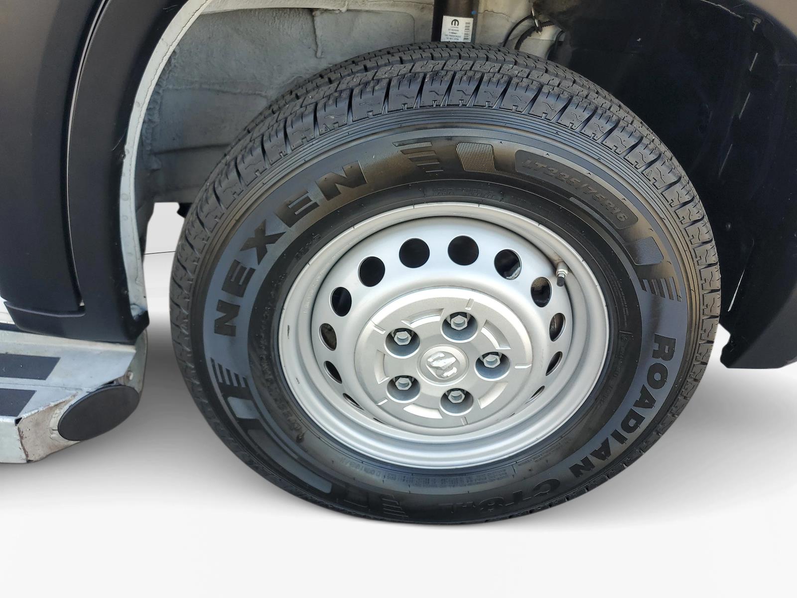 Used 2025 Ram ProMaster 2500 - photo 13