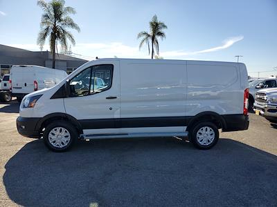 Used 2023 Ford Transit 250 - photo 1