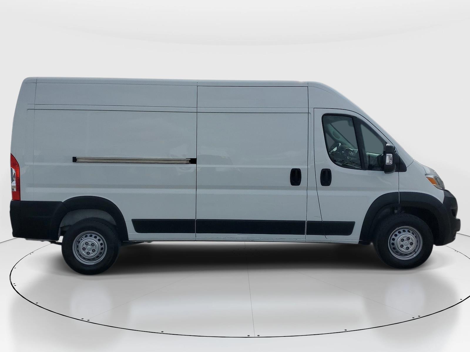 Used 2024 Ram ProMaster 2500 - photo 8